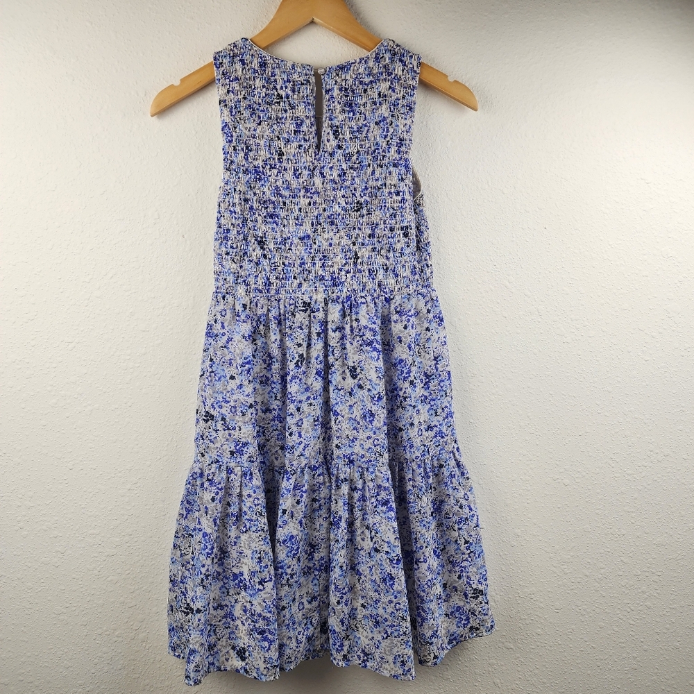 Vera Wang Smocked Tiered Sleeveless Blue & White Cottagecore Sundress Size Small - Picture 5 of 9